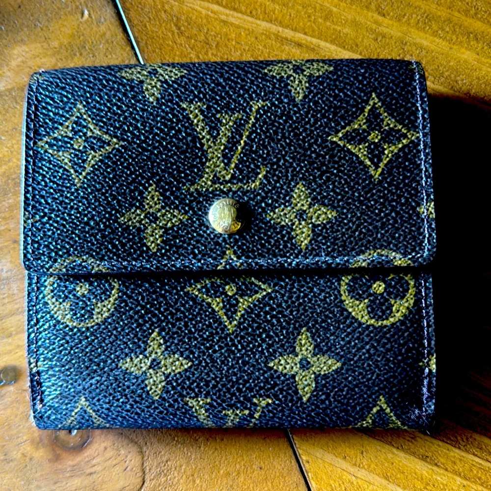 LOUIS VUITTON Monogramed Vintage Wallet Authentic TH0020